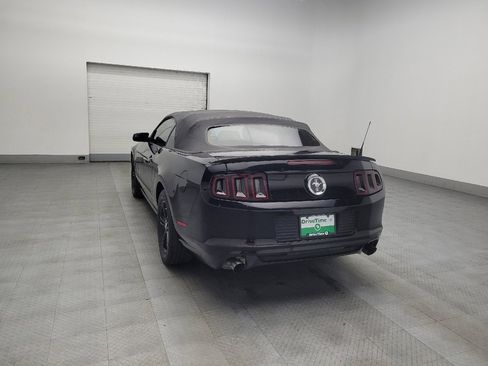 Used 2013 Ford Mustang Convertible image 5