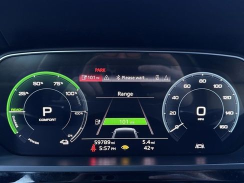 Used 2021 Audi e-tron Premium image 34