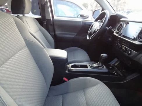 Used 2023 Toyota Tacoma SR image 12