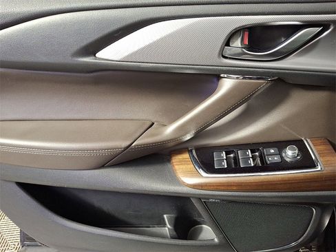 Used 2023 MAZDA CX-9 Signature image 13