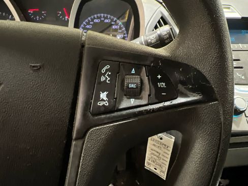 Used 2015 Chevrolet Equinox LS image 15