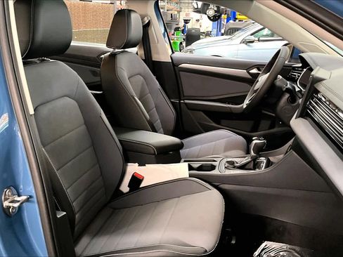 New 2026 Volkswagen Jetta SE image 29