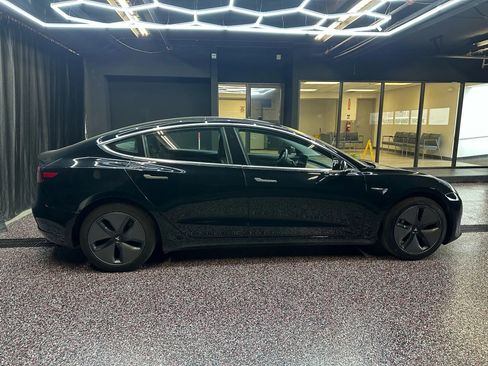 Used 2018 Tesla Model 3 Long Range image 8