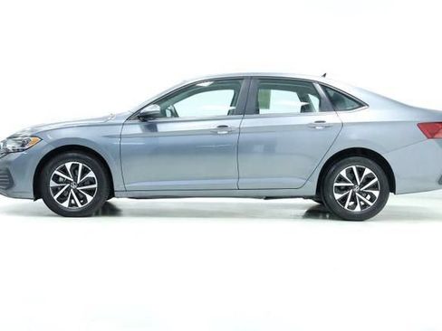 Used 2024 Volkswagen Jetta S FWD image 4