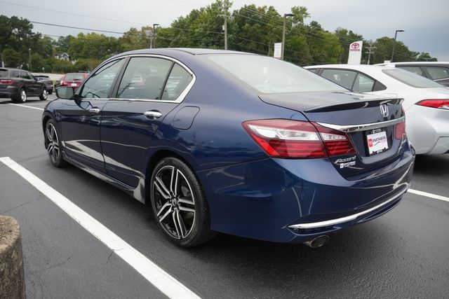 Used 2016 Honda Accord Sport image 5