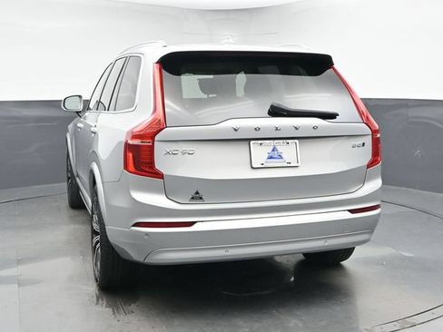 Used 2023 Volvo XC90 B5 Core w/ Climate Package AWD/4WD image 7