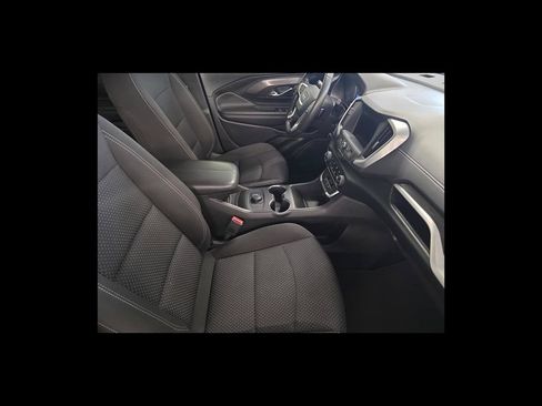 Used 2023 GMC Terrain SLE AWD/4WD image 18