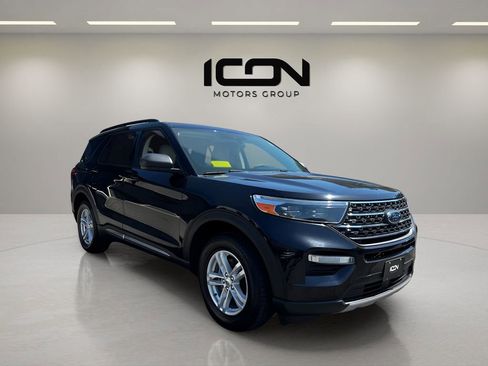 Used 2022 Ford Explorer XLT w/ Equipment Group 202A RWD image 7