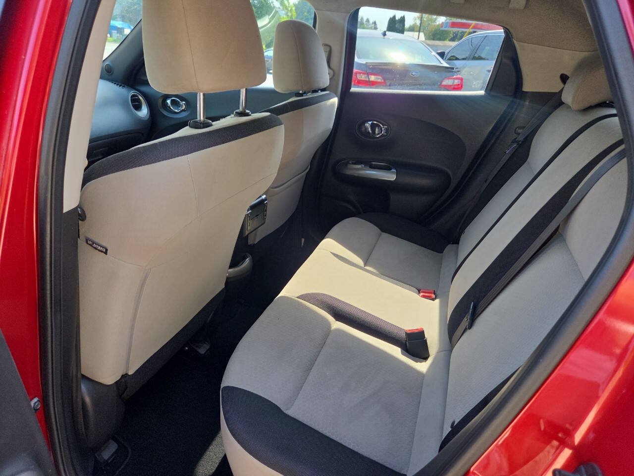 Used 2014 Nissan Juke SV AWD/4WD image 19