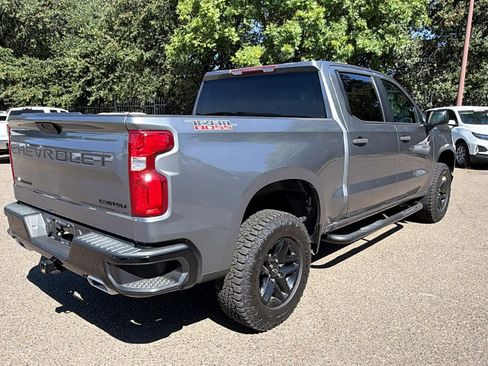 Used 2020 Chevrolet Silverado 1500 Custom Trail Boss w/ Custom Convenience Package AWD/4WD image 5