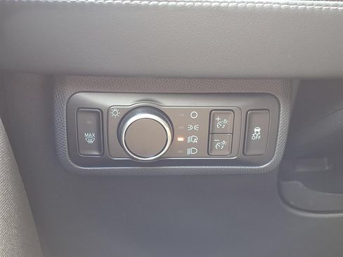 Used 2024 Ford Mustang Mach-E Select RWD image 22