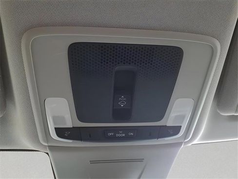 Used 2022 Honda Civic EX image 19