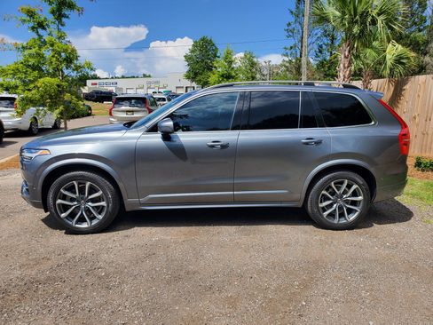 Used 2019 Volvo XC90 T6 Momentum w/ Advanced Package AWD/4WD image 4