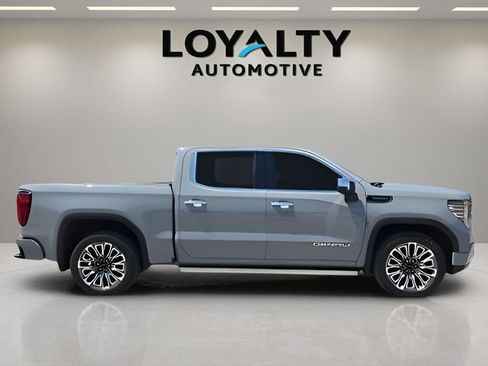 Used 2025 GMC Sierra 1500 Denali Ultimate AWD/4WD image 6