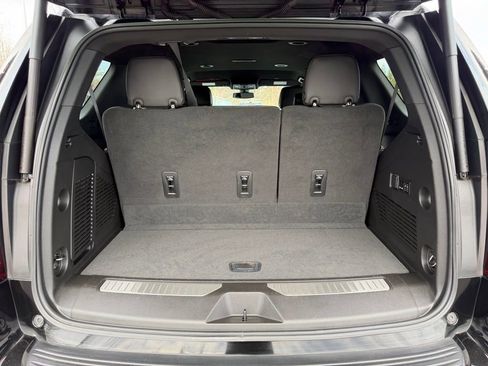 Used 2022 GMC Yukon Denali AWD/4WD image 11