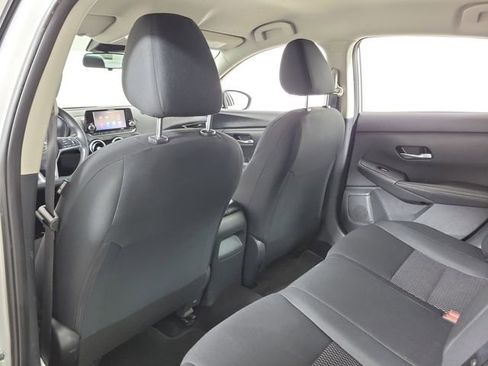 Used 2023 Nissan Sentra S FWD image 11