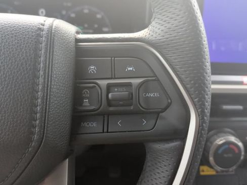 Used 2025 Toyota Tacoma TRD Off-Road w/ TRD Off Road Upgrade Package AWD/4WD image 20