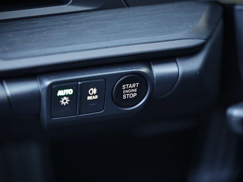 Certified 2025 Porsche 911 Carrera GTS image 26