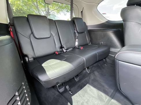 Used 2023 Nissan Armada Platinum w/ Captain's Chairs Package RWD image 34