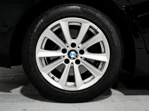 Used 2015 BMW 528i Sedan image 33