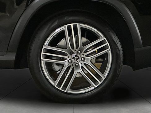 New 2026 Mercedes-Benz GLS 450 4MATIC image 27