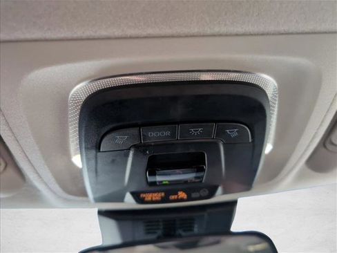 Used 2025 Toyota Corolla LE image 16