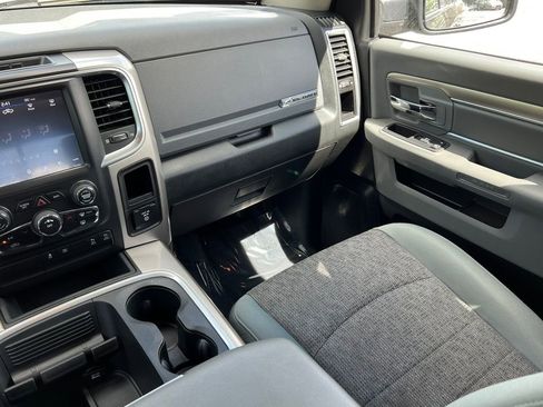 Used 2018 RAM 1500 Big Horn AWD/4WD image 31