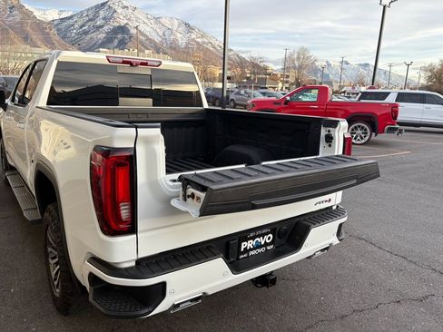Used 2020 GMC Sierra 1500 AT4 w/ AT4 Premium Package image 8
