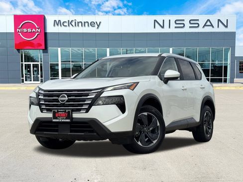 Used 2024 Nissan Rogue SV AWD/4WD image 1