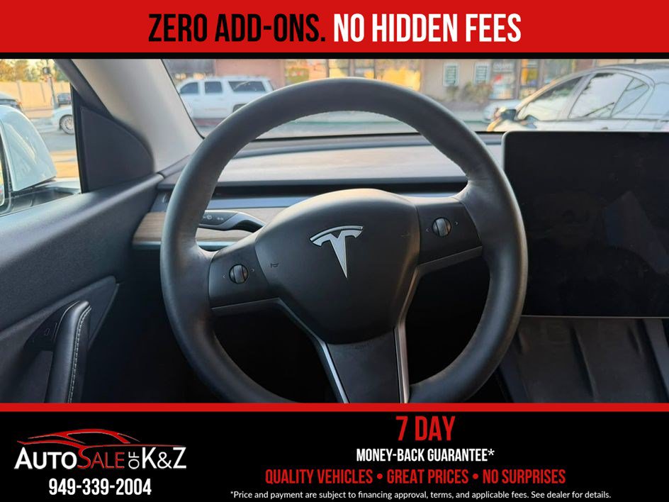 Used 2022 Tesla Model Y Long Range AWD/4WD image 30