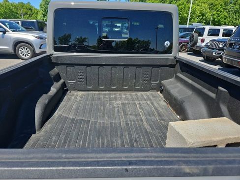 Used 2020 Jeep Gladiator Rubicon AWD/4WD image 12