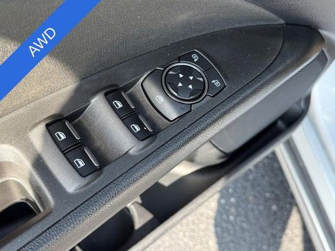 Used 2020 Ford Fusion SE image 15