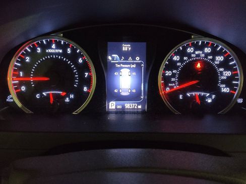 Used 2015 Toyota Camry SE FWD image 23