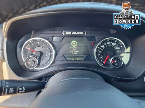 Used 2025 RAM 1500 Laramie AWD/4WD image 24