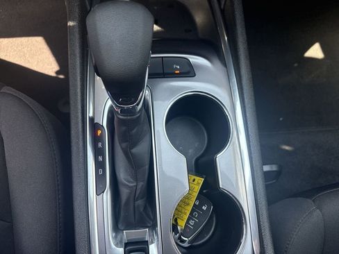 Certified 2022 Chevrolet Malibu LT FWD image 15