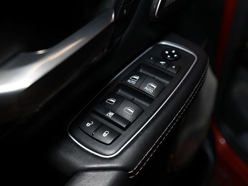 Used 2021 RAM 1500 Limited w/ Night Edition image 27