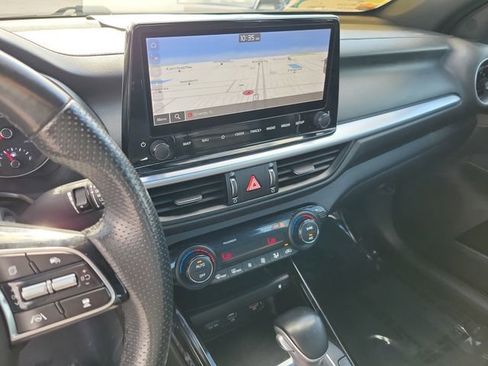 Used 2023 Kia Forte GT-Line w/ GT-Line Premium Package FWD image 28
