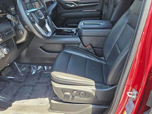 Used 2023 GMC Yukon Denali AWD/4WD image 11