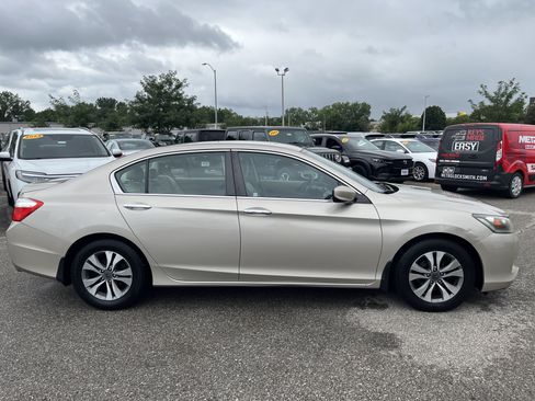Used 2015 Honda Accord LX image 4