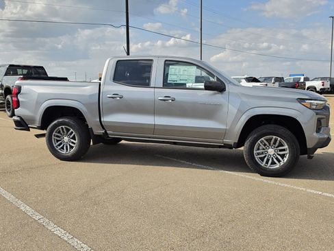 New 2026 Chevrolet Colorado LT image 4