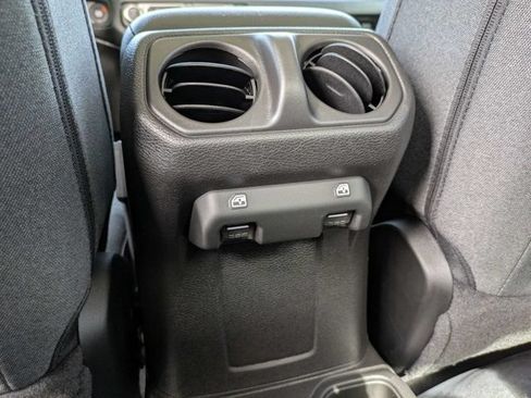 New 2026 Jeep Gladiator Sport AWD/4WD image 14