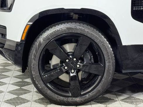 New 2026 Land Rover Defender 130 X-Dynamic SE image 14