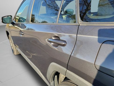 Certified 2022 Toyota RAV4 XLE w/ Convenience Package image 19