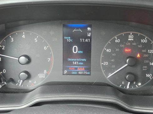 Used 2024 Toyota Corolla Cross LE AWD/4WD image 27