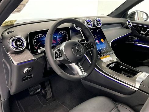 New 2026 Mercedes-Benz GLC 300 image 8
