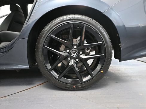 Used 2023 Honda Civic Sport image 13