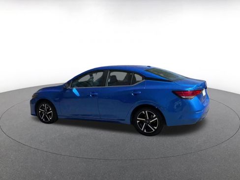 Used 2025 Nissan Sentra SV image 10