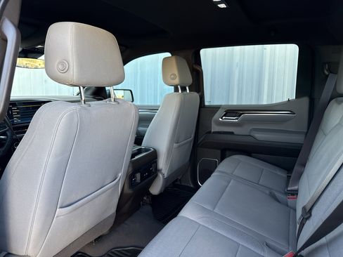 Used 2023 Chevrolet Silverado 1500 RST w/ Z71 Off-Road Package image 32