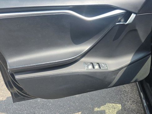 Used 2017 Tesla Model S 75 RWD image 14