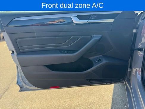 Used 2023 Volkswagen Arteon SE image 12